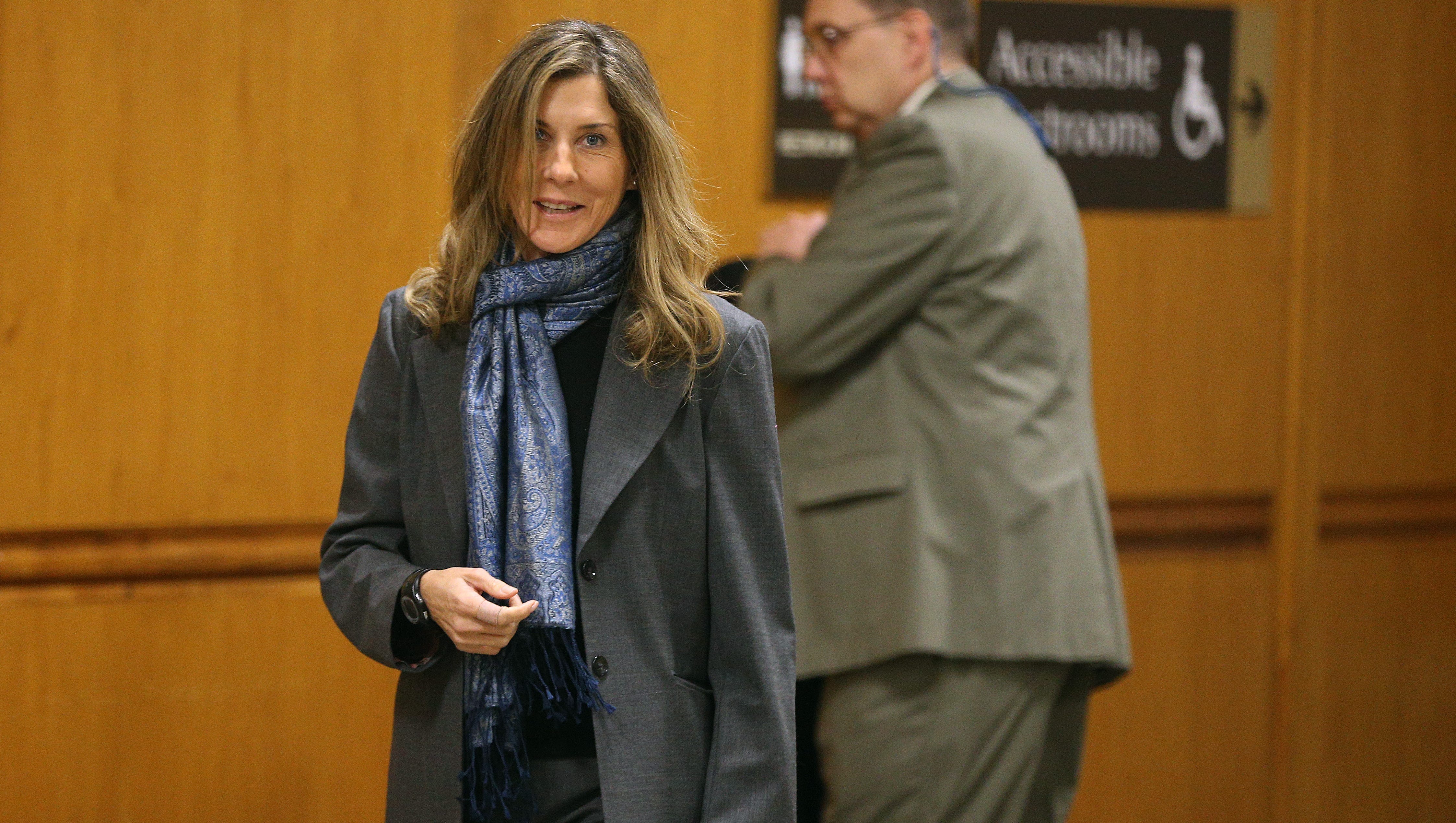 Golisano Testifies In Suit Against Decorator I Trusted Her Golisneo, tienda online en canarias. golisano testifies in suit against