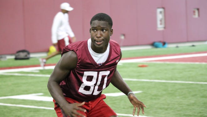 2020 defensive back Demorie Tate works out at the 2018 FSU football skills camp