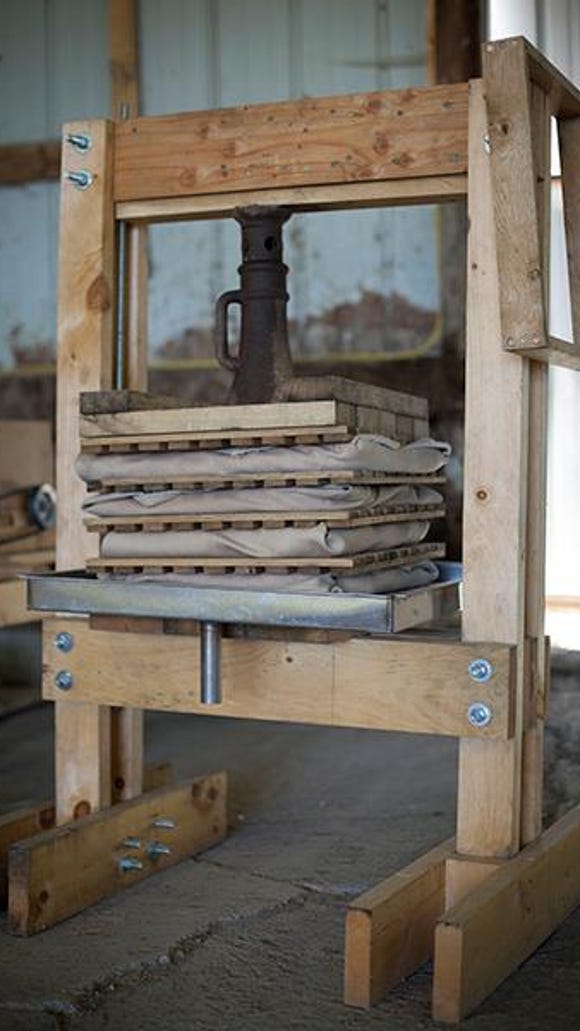 Class to focus on building cider presses