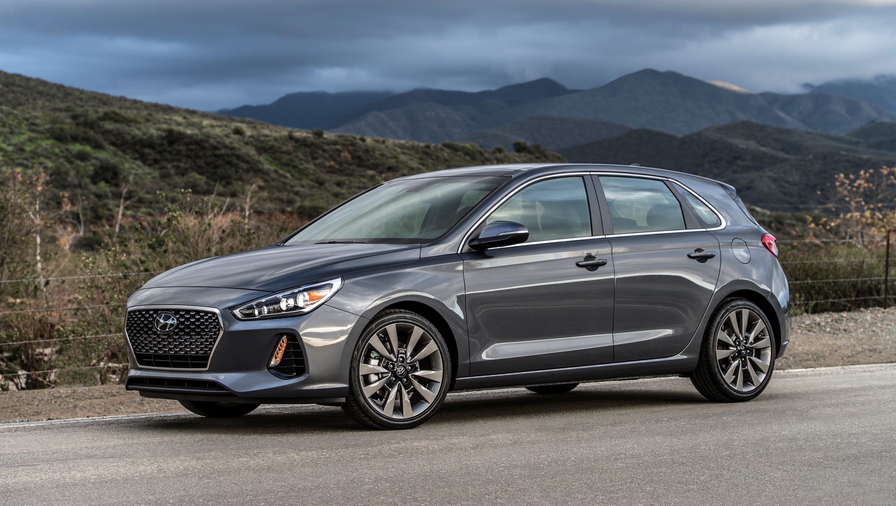 First look Hyundai Elantra GT hatchback