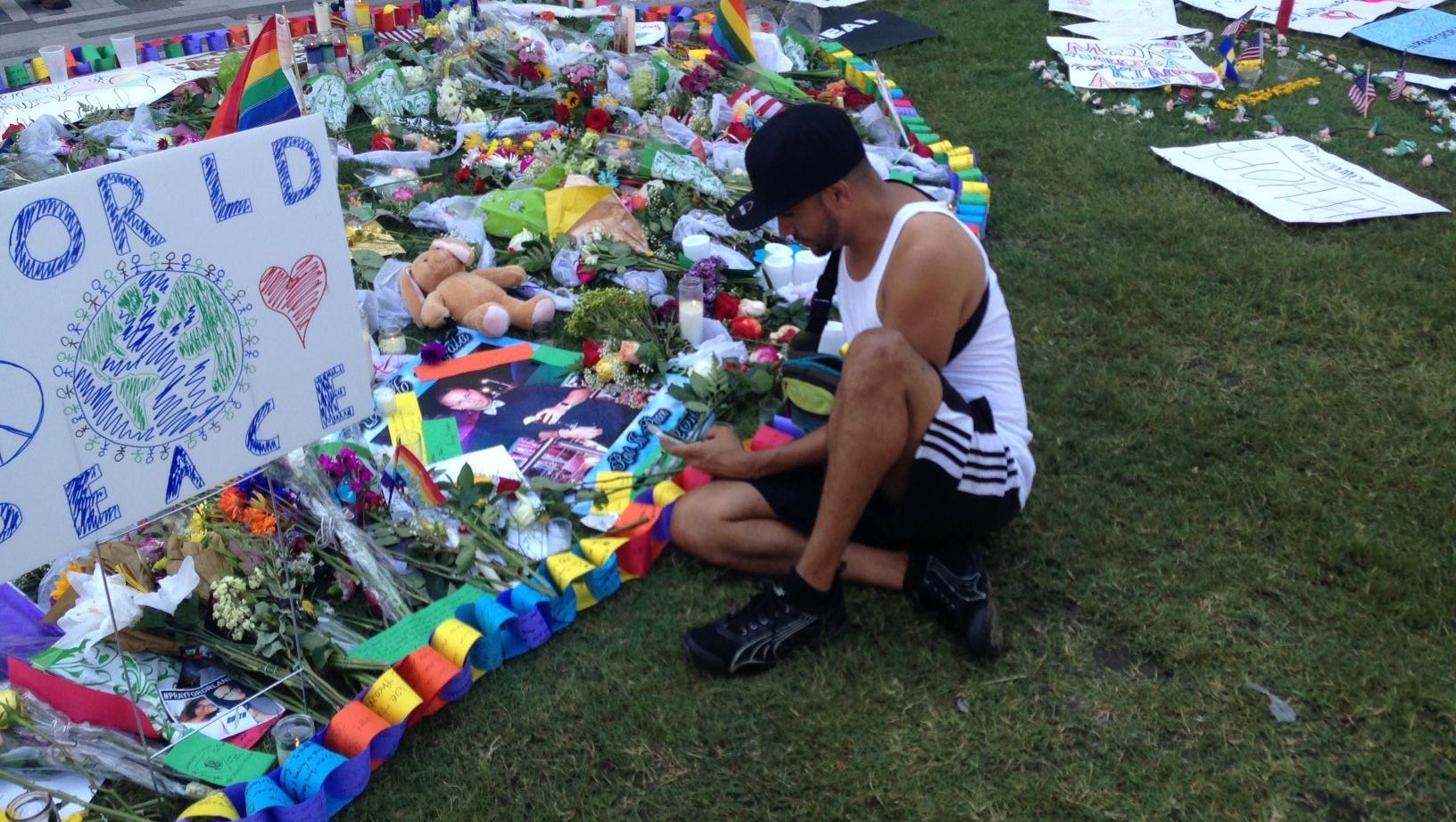 Puerto Rican Community Reeling From Orlando Shootings Puerto Rican Community Reeling From Orlando Shootings