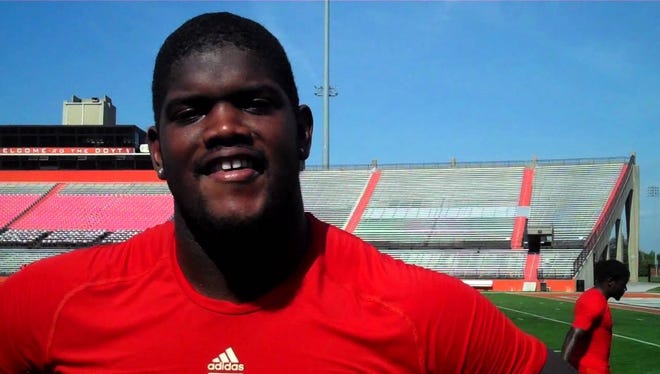 Ole Miss right tackle Fahn Cooper