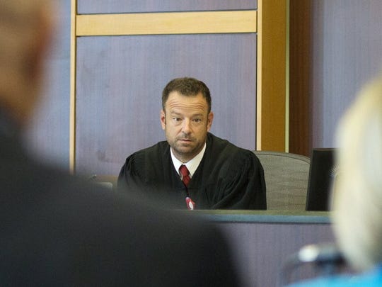Lee Circuit Judge Bruce Kyle presides over the pretrial