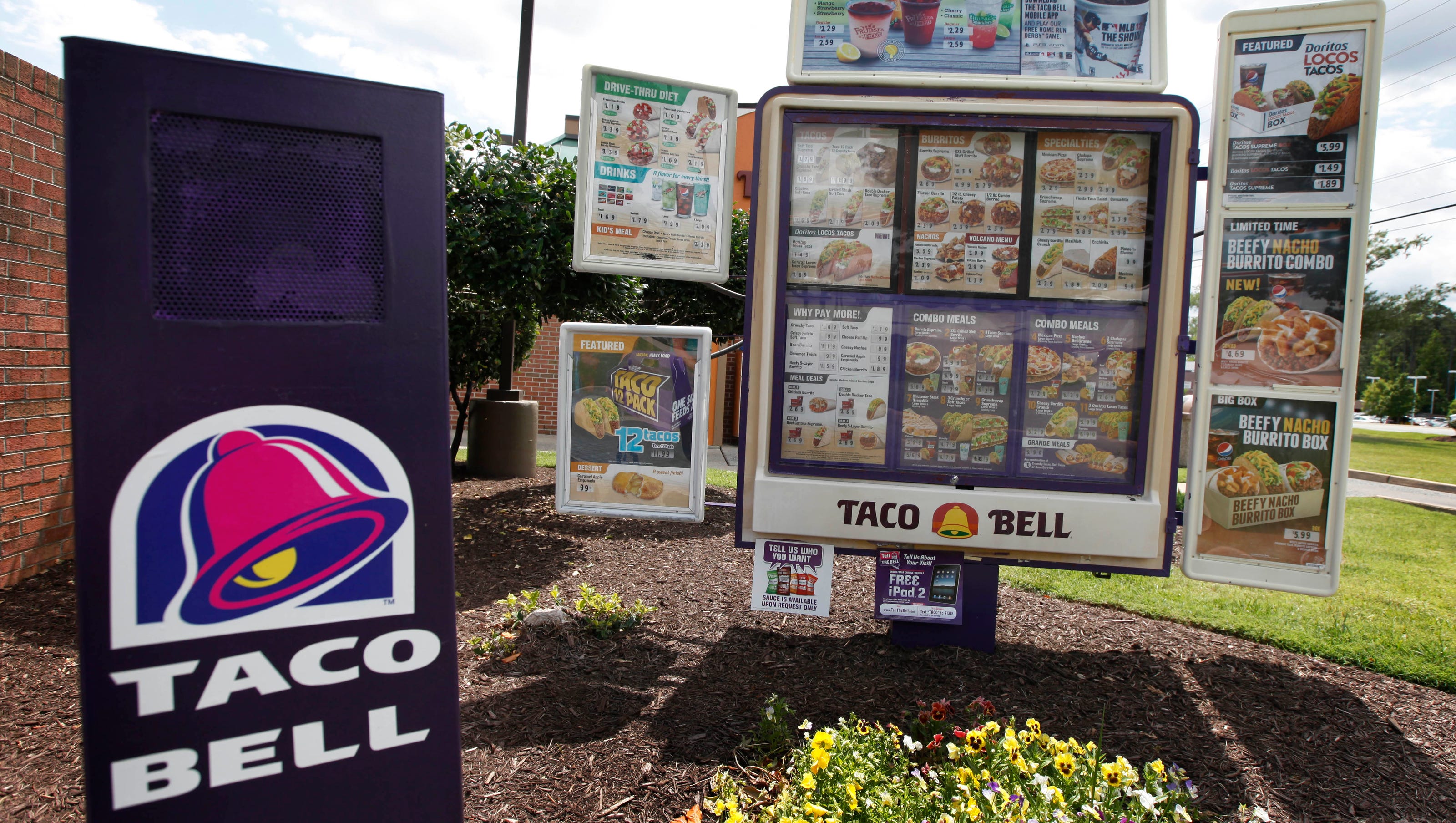 635607228025278575APTacoBellMenu.jpg?width=3200&height=1808&fit