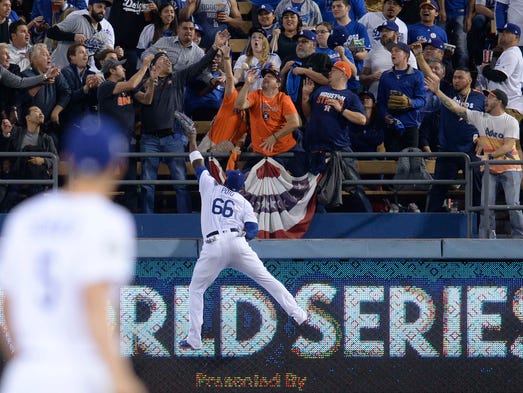 Game 6 at Dodger Stadium: Yasiel Puig can't catch George