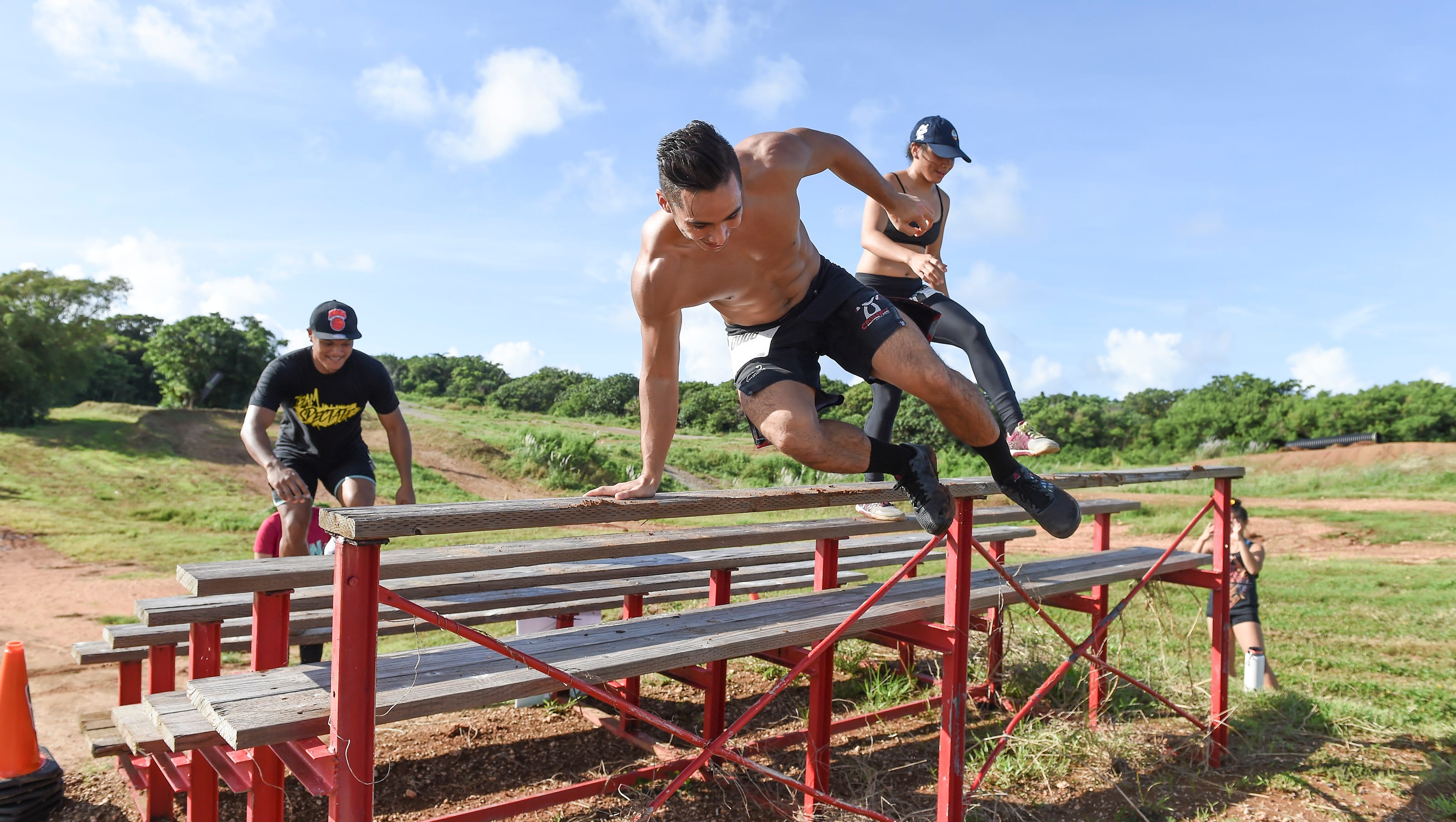 How to tackle an obstacle course race