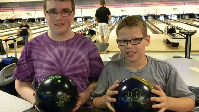 Middle Schoolers Vie For State Bowling Title