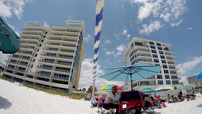 Destin, Florida beach houses to be to demolished for more beach access