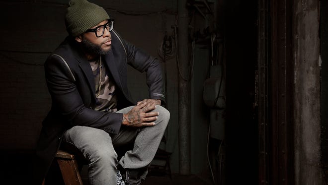 Royce da 5'9" in a photo featured in the exhibit “D-Cyphered: Portraits by Jenny Risher.”