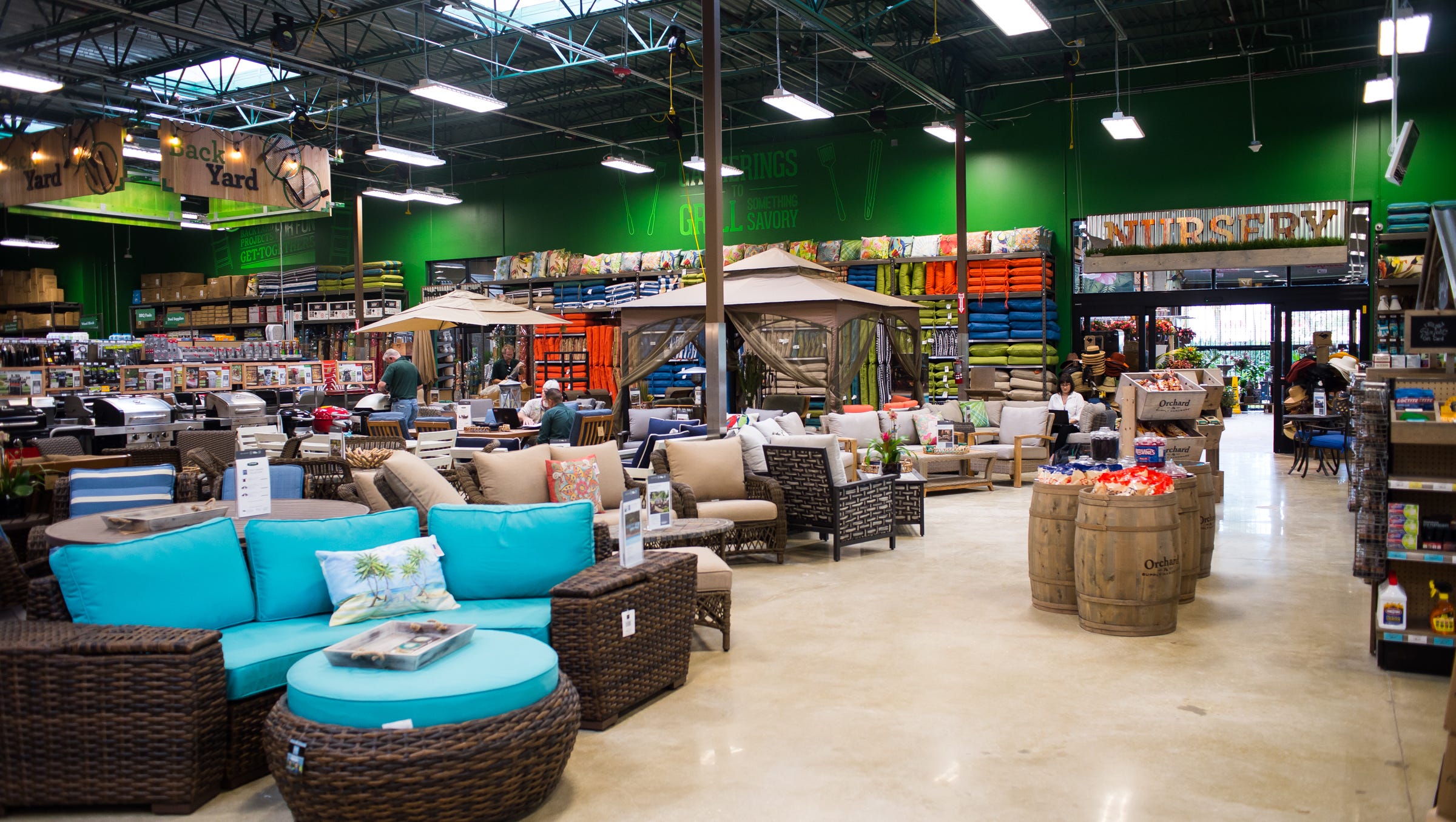 Lowe S To Close All Orchard Supply Hardware Stores In U S By Feb 1