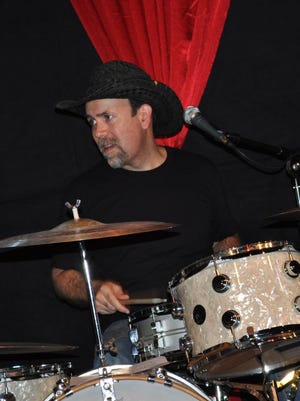 Jerry McWorter of Hot Roux will play with the band this weekend.