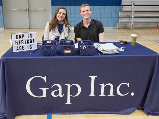 Gap Inc To Hire More Than 900 Seasonal Employees In Gallatin