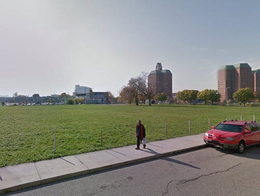 636288752285437190-901-Selden-Street.jpg