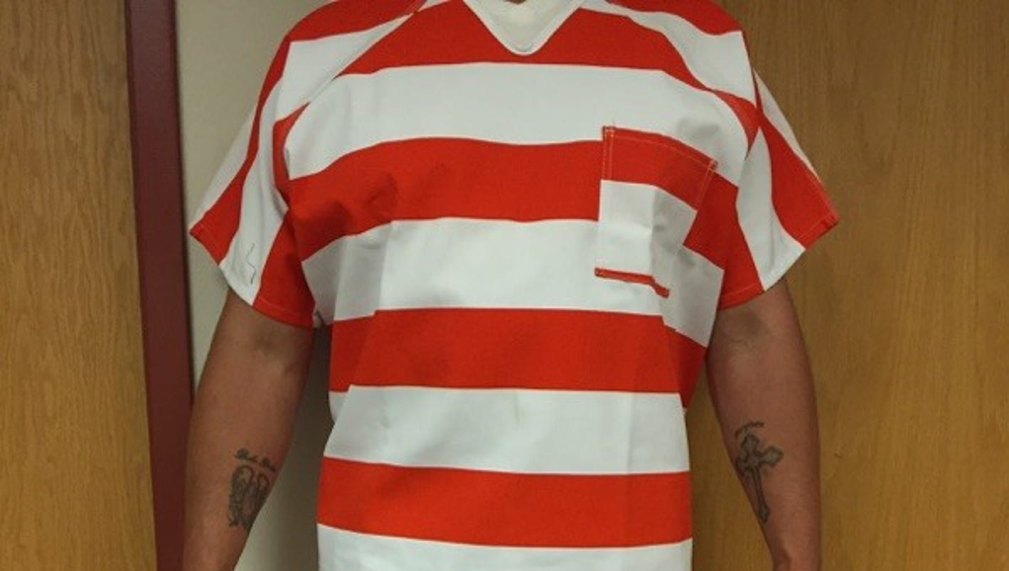 Stearns County Jail adds color, stripes to inmate uniforms