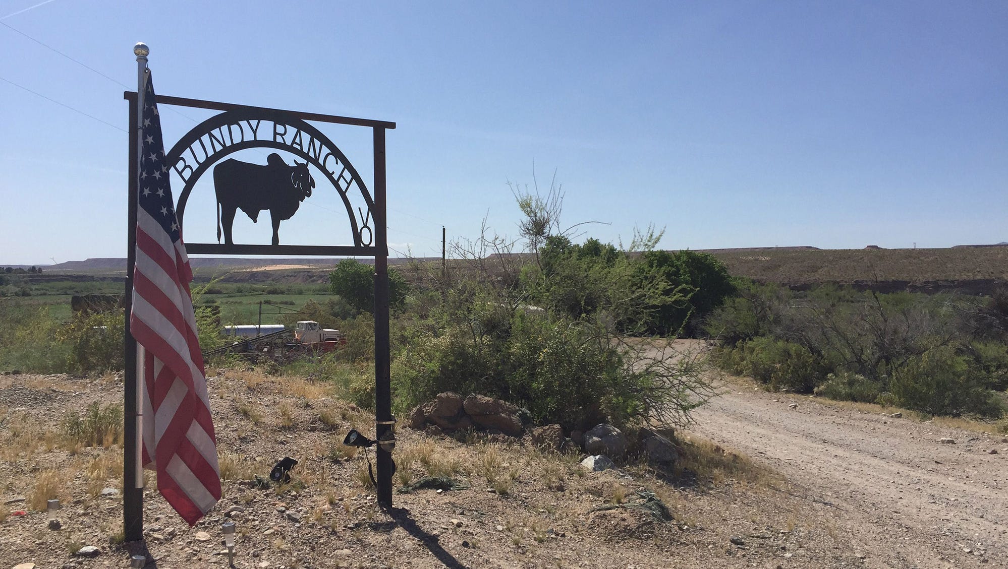 Judge declares mistrial in Bundy Ranch case