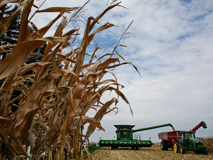 Iowa's economy is starting to show a few cracks that