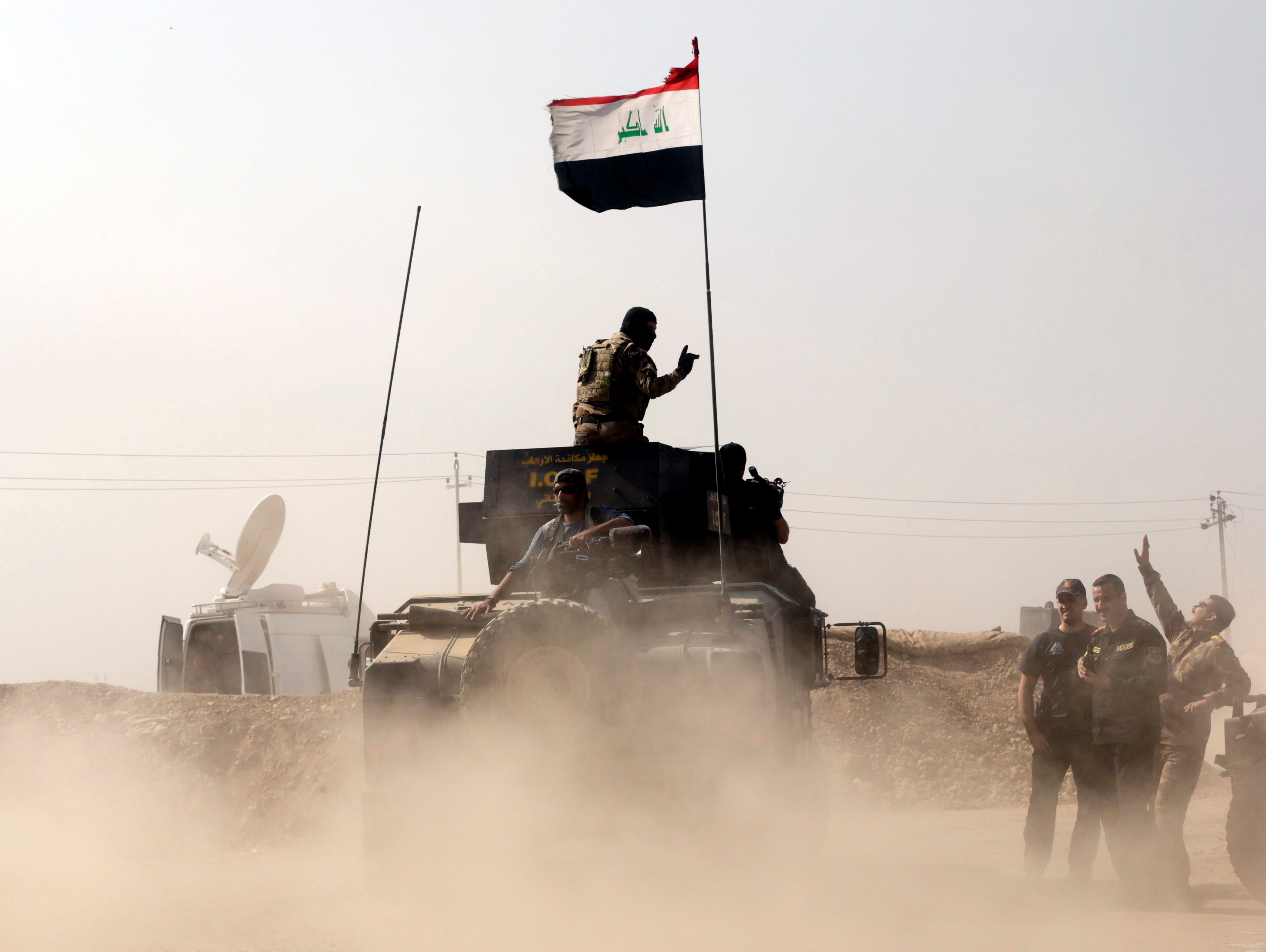 Iraqi army soldiers east of Mosul on Oct. 23, 2016.
