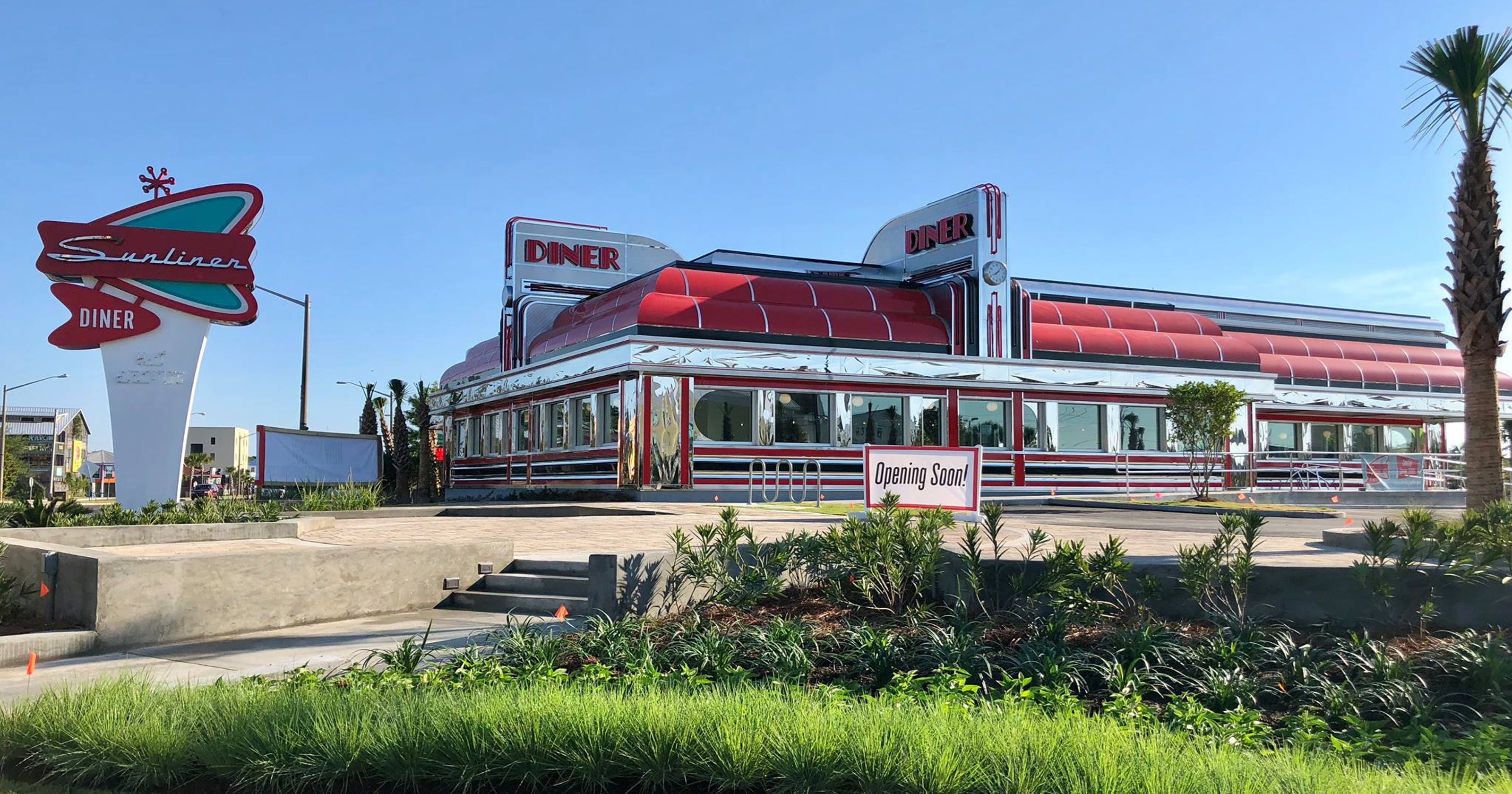 Sunliner Diner and Picnic Beach restaurants open in Gulf Shores
