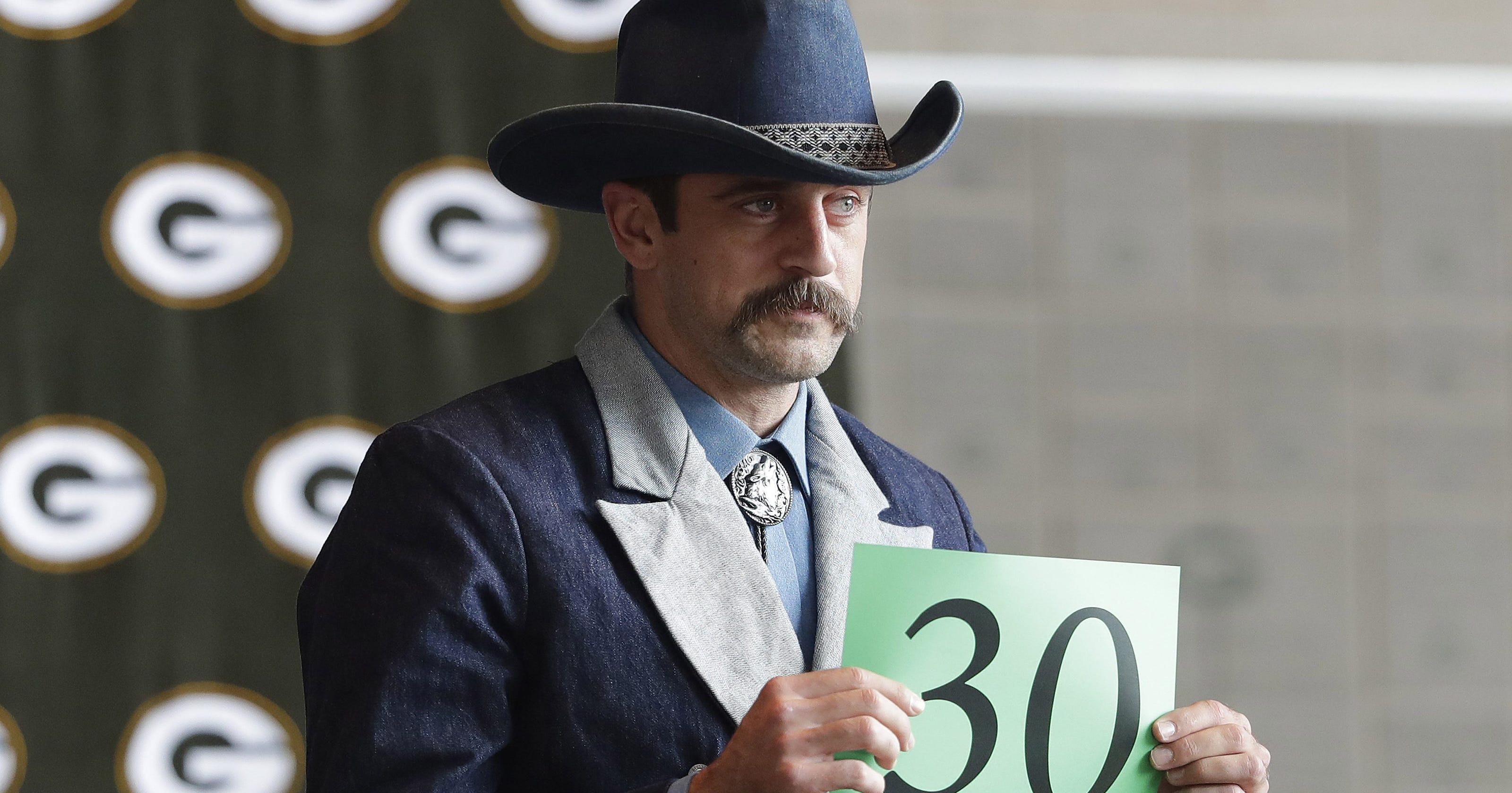 Aaron Rodgers Mustache - A Tribute To Aaron Rodgers, King Of Movember