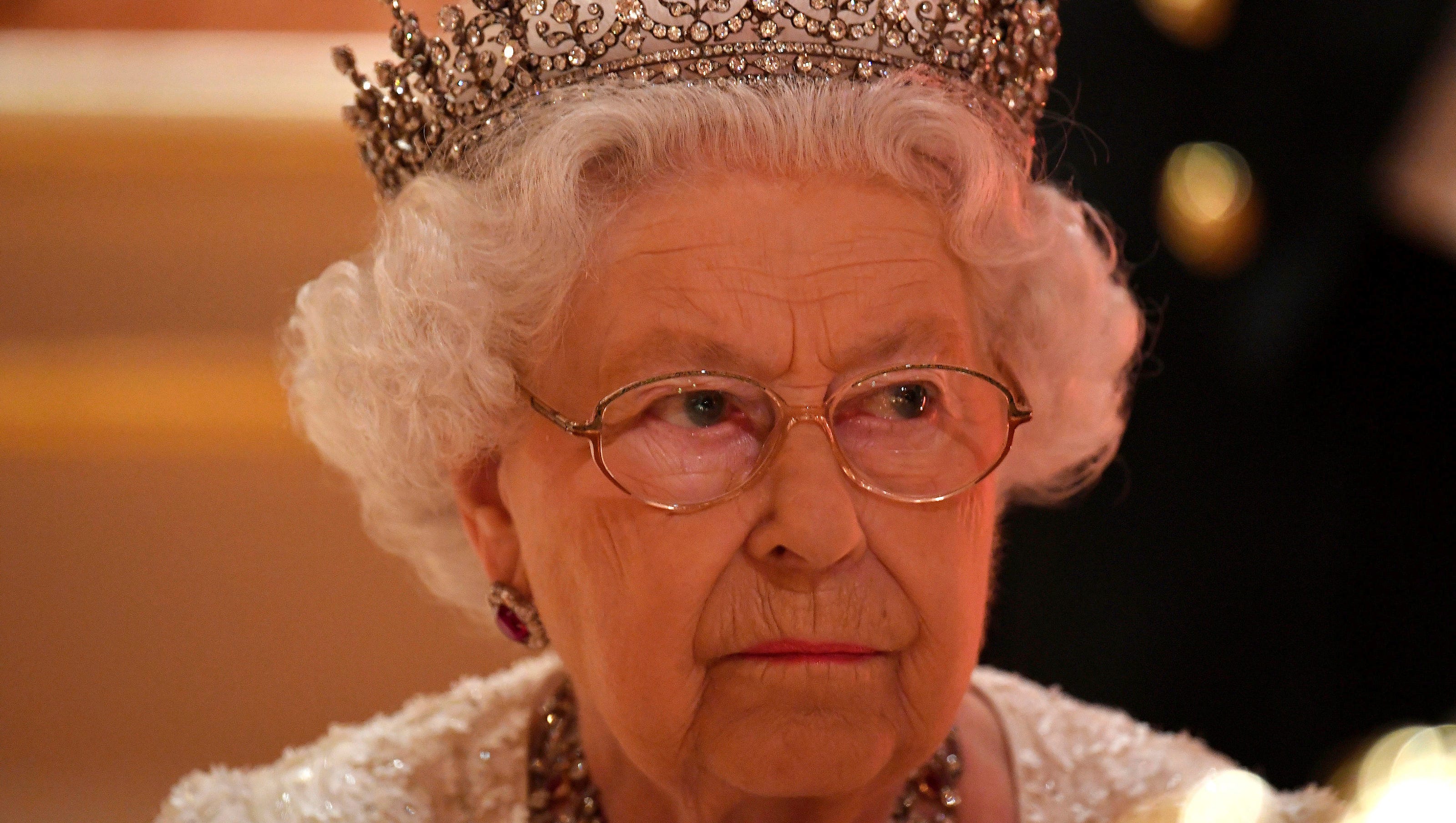 Queen Elizabeth Ii To Attend Concert For 92nd Birthday