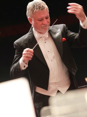 Des Moines Symphony Music Director Joseph Giunta