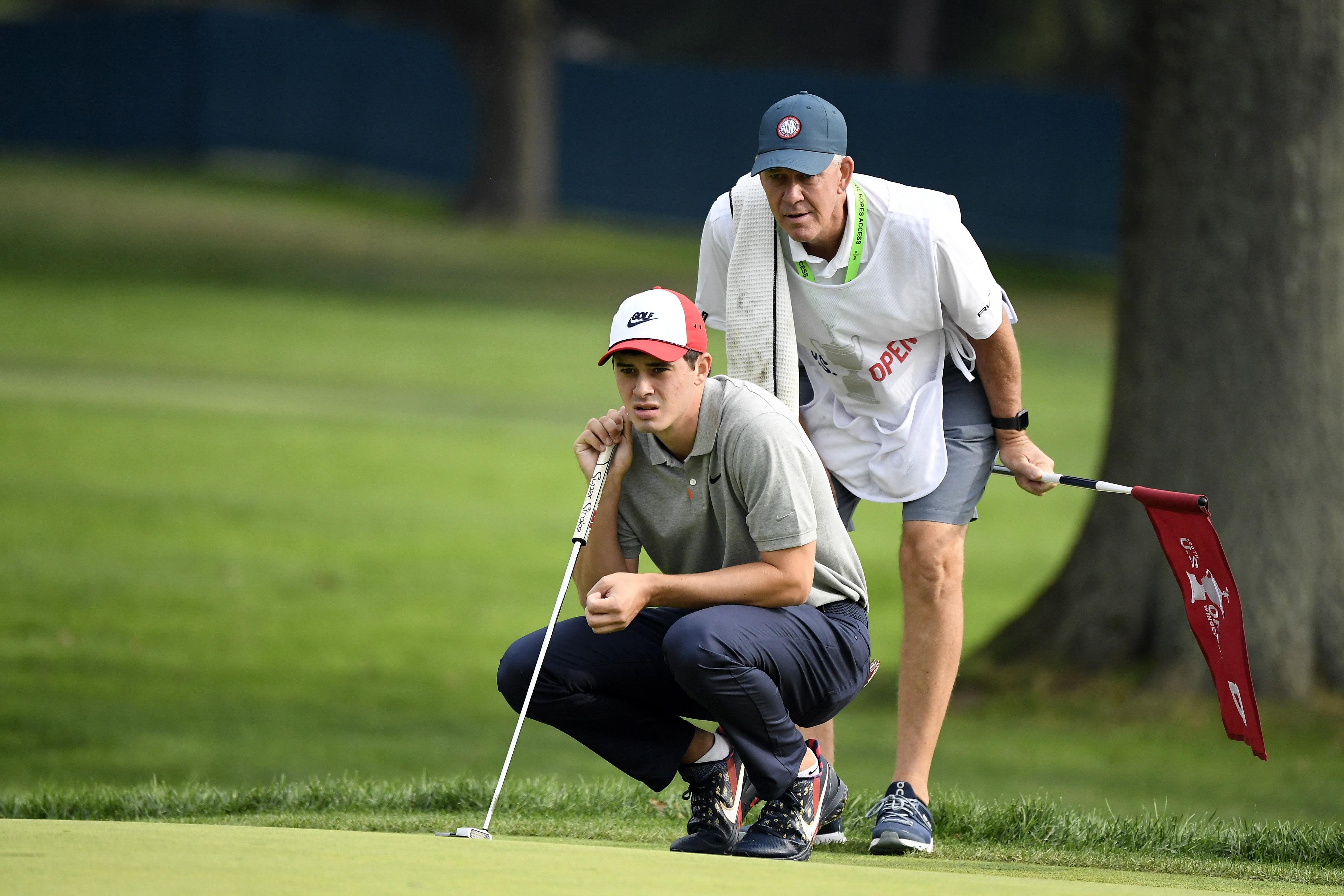 UGA amateur golfer Davis Thompson posts