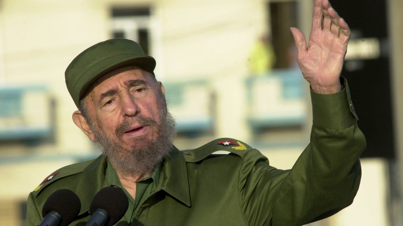 Former Cuban President Fidel Castro Dies At 90
