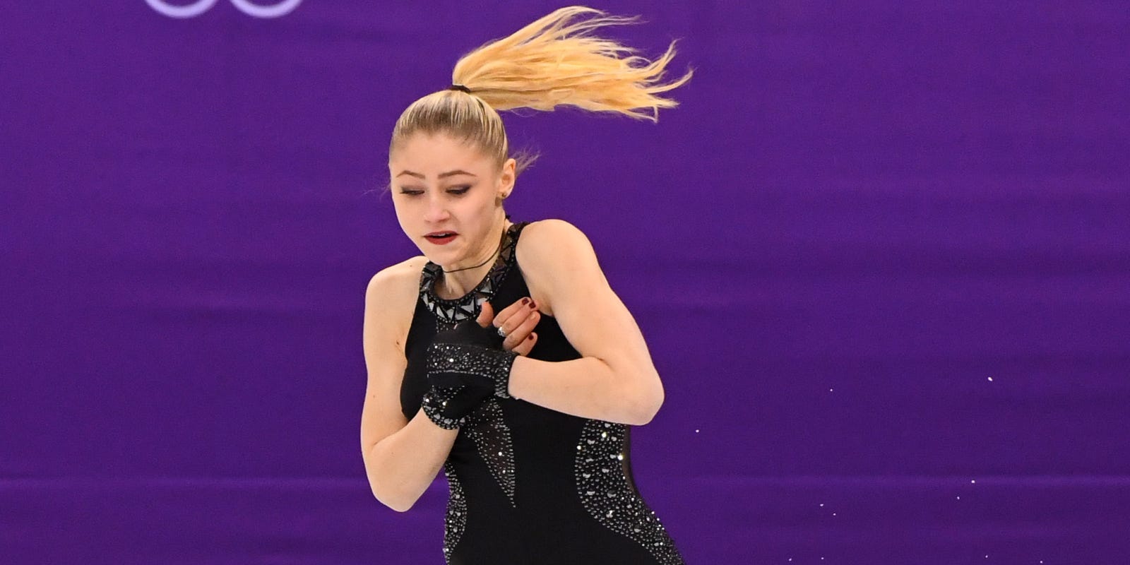 Figure Skating Diana Nikitina Mae Berenice Meite Perform In