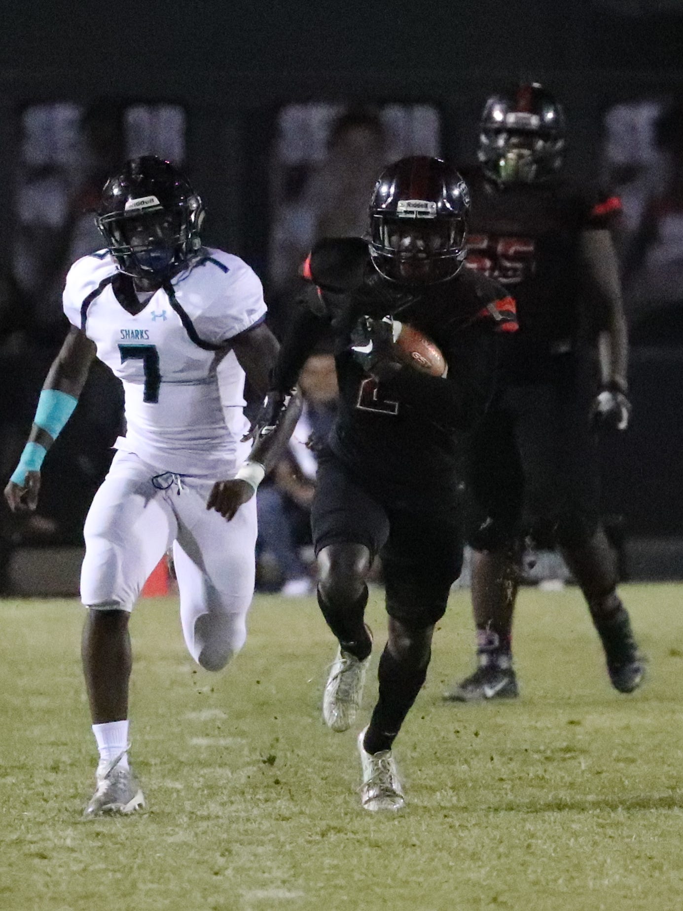 South Fort Myers Football Reloading But Not Sweating It In 7a 12