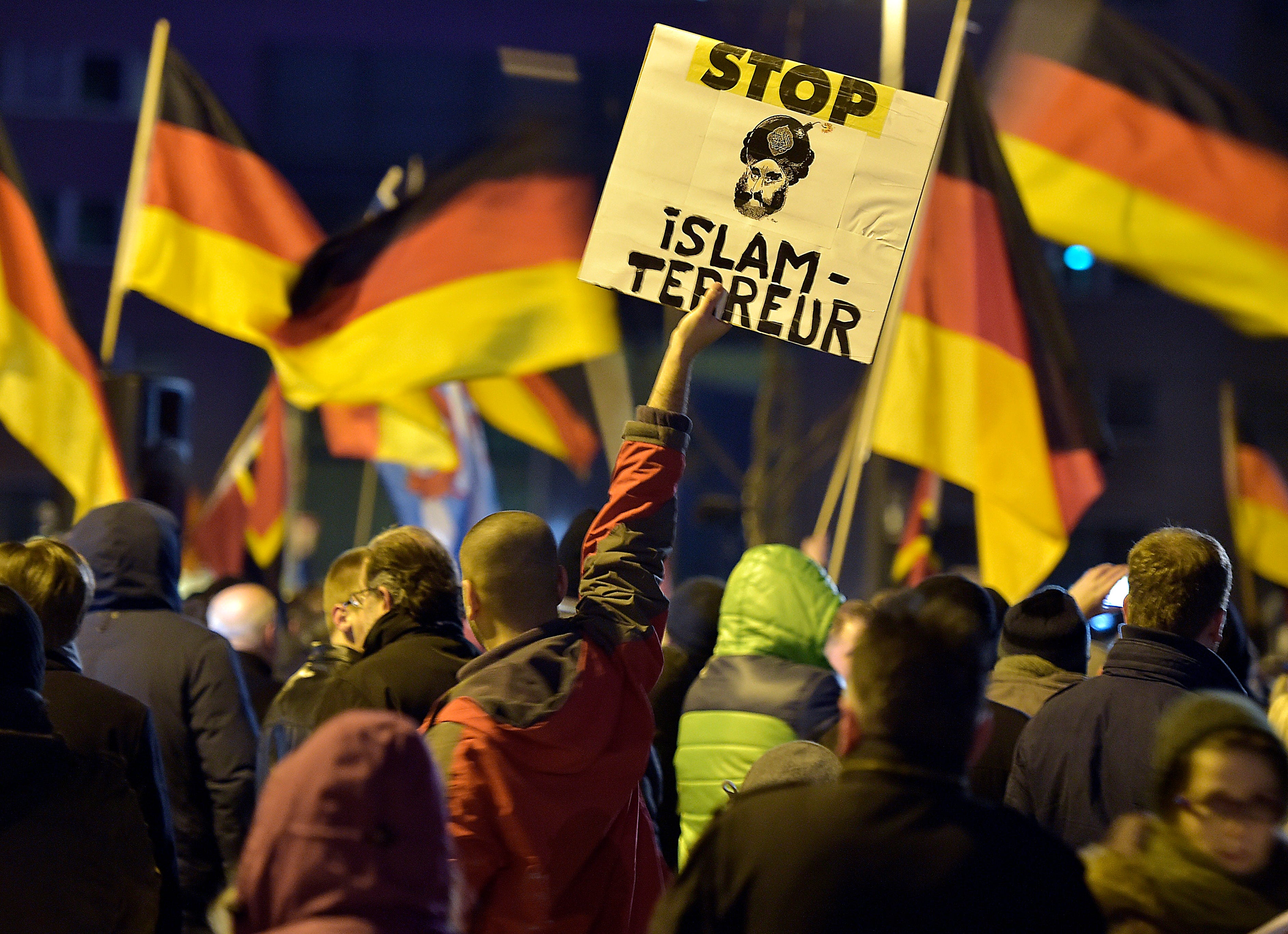 German anti-Islam rally Monday to raise new tensions