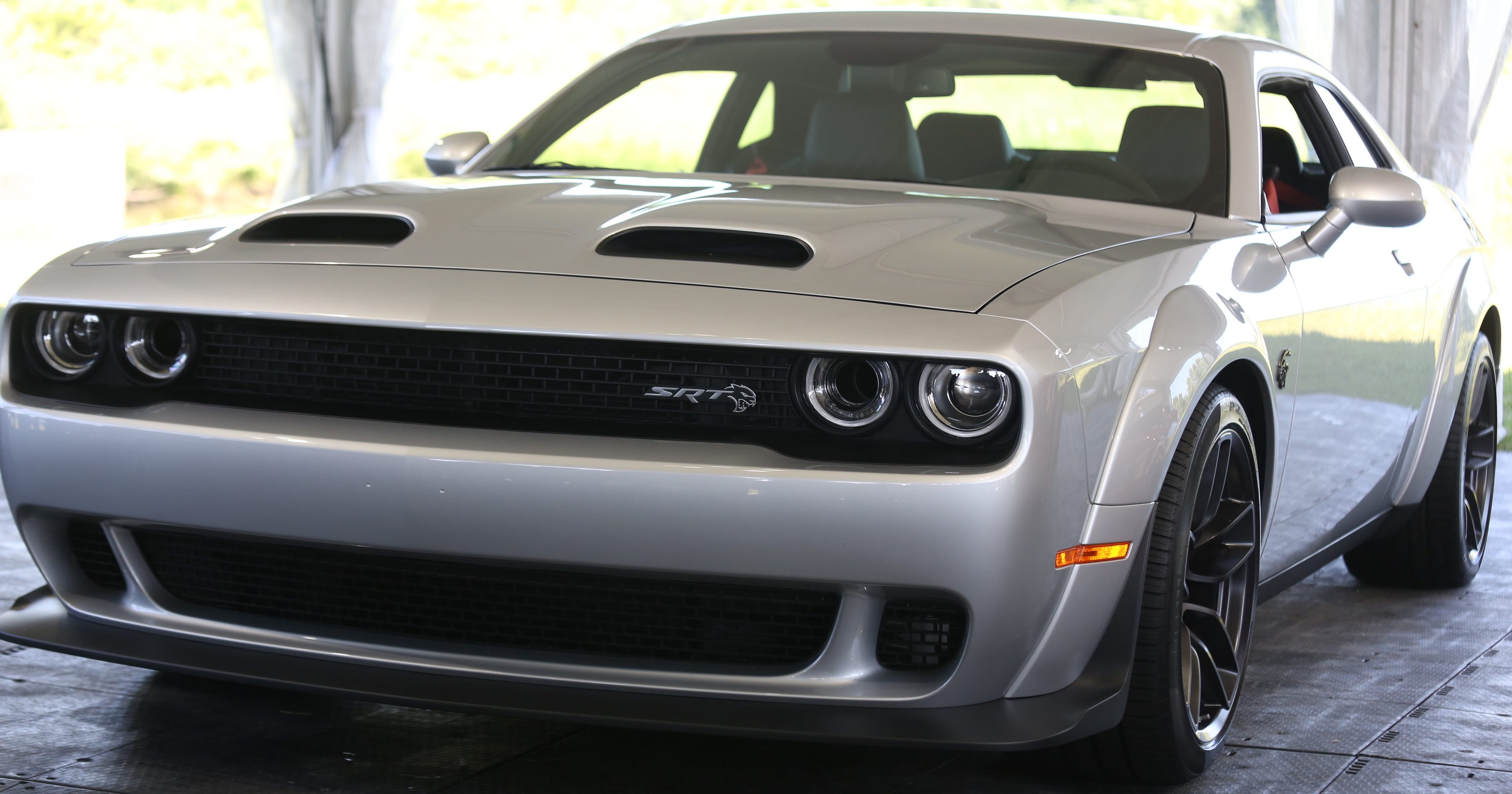 Dodge Unveils 2019 Challenger Srt Hellcat Redeye