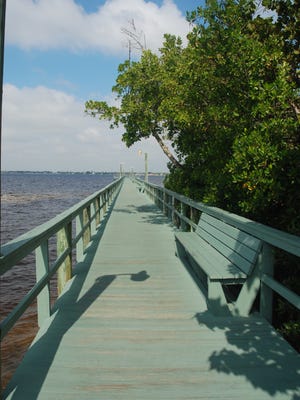 A 600-foot boardwalk stretches into the Caloosahatchee River.