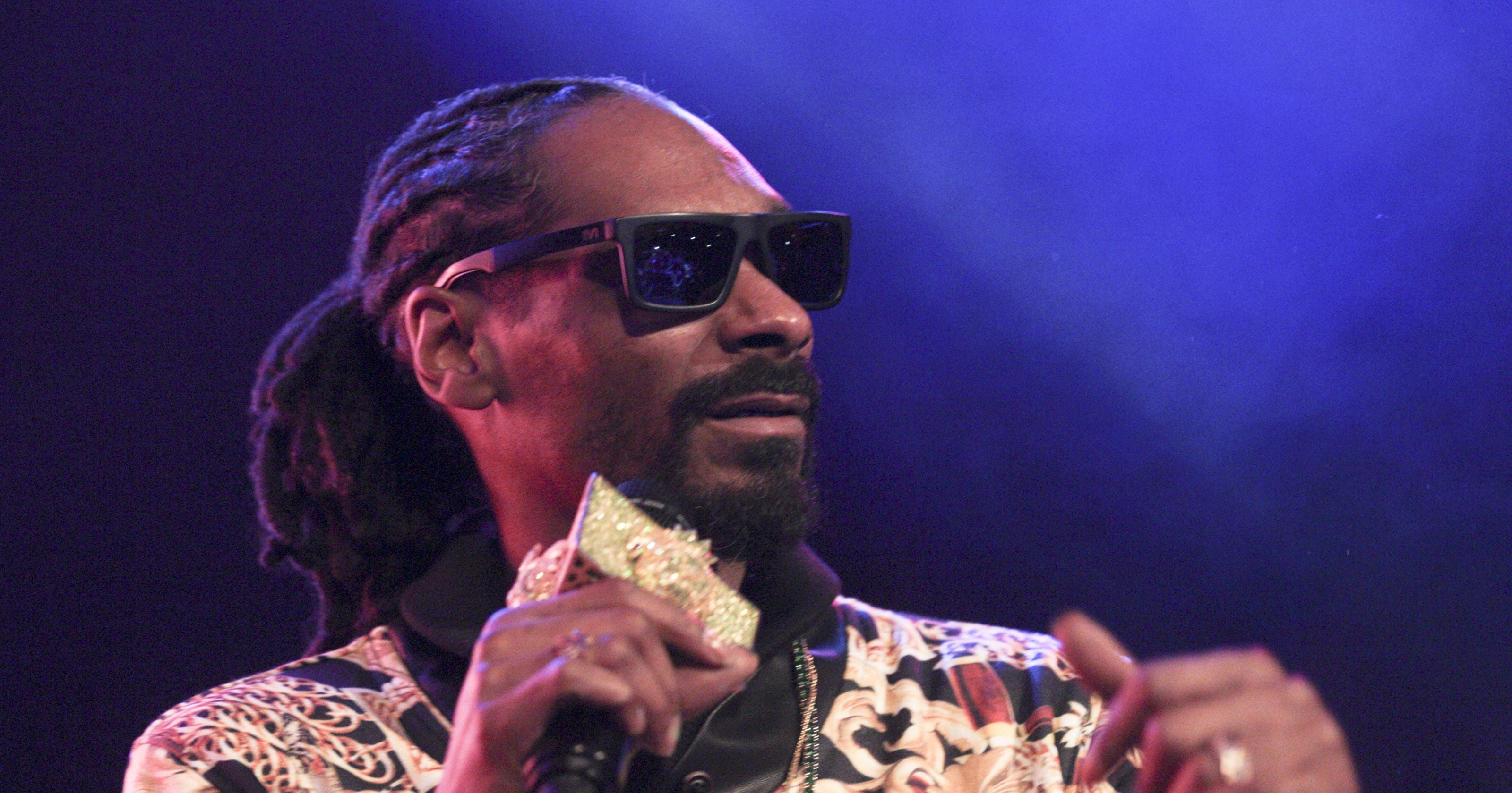 Snoop Dogg to perform in Indianapolis