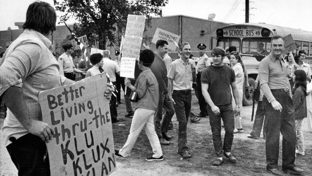 Segregation Funny Meme Archives Screeneggs Com