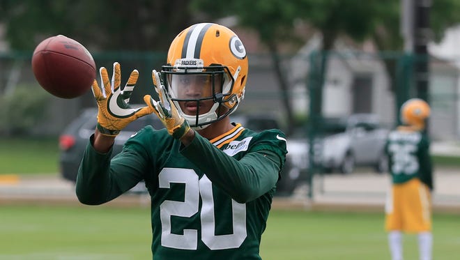 Green Bay Packers cornerback Kevin King (20) catches the ball during practice at minicamp on Tuesday, June 13, 2017.