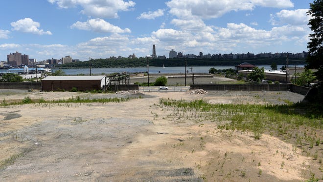 The 18.7-acre former Hess Corp. terminal site at 615 River Road in Edgewater.