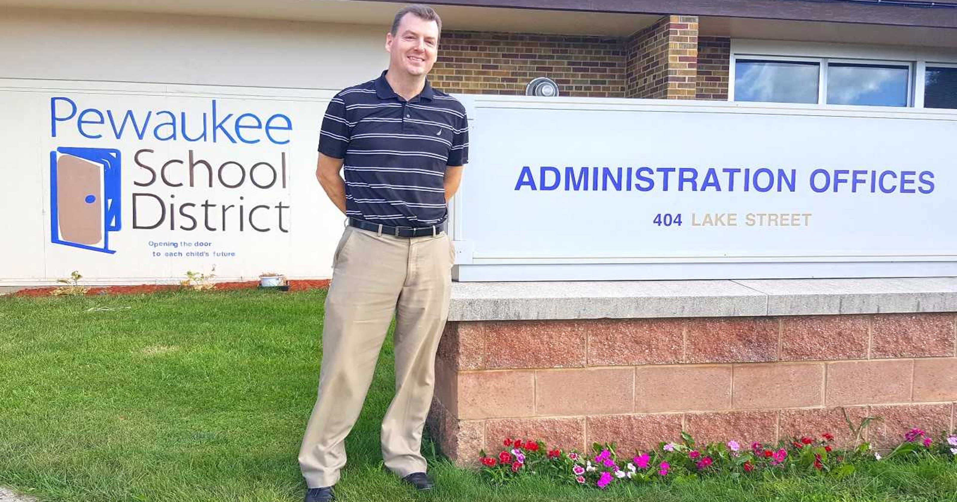 Colin Jacobs named new Pewaukee School District HR director