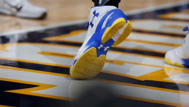 Golden State Warriors guard Stephen Curry (30) shoe from a game on Nov. 22, 2015.