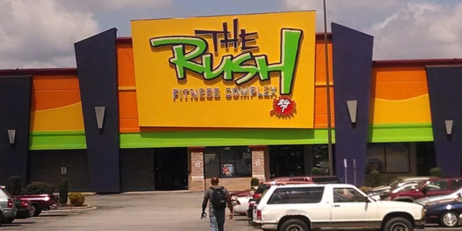 Gold S Gym Buys The Rush Fitness Complex