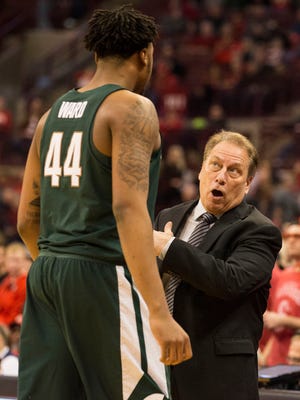 Jan 15, 2017; Columbus, OH, USA; Michigan State Spartans head coach Tom Izzo talks with forward Nick Ward during the game against the Ohio State Buckeyes at Value City Arena.