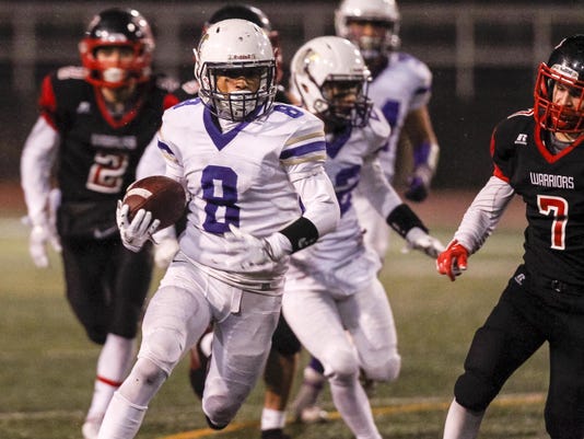 Hs Football Soledad Edges Westmont 17 13