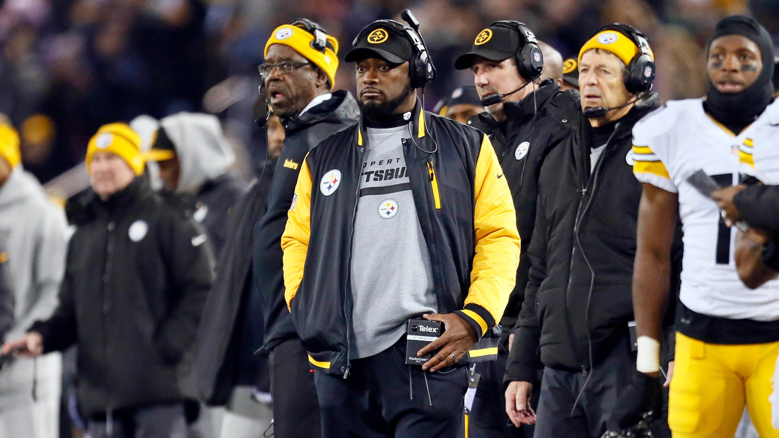 NFL fines Steelers' Mike Tomlin 100,000 for sideline interference
