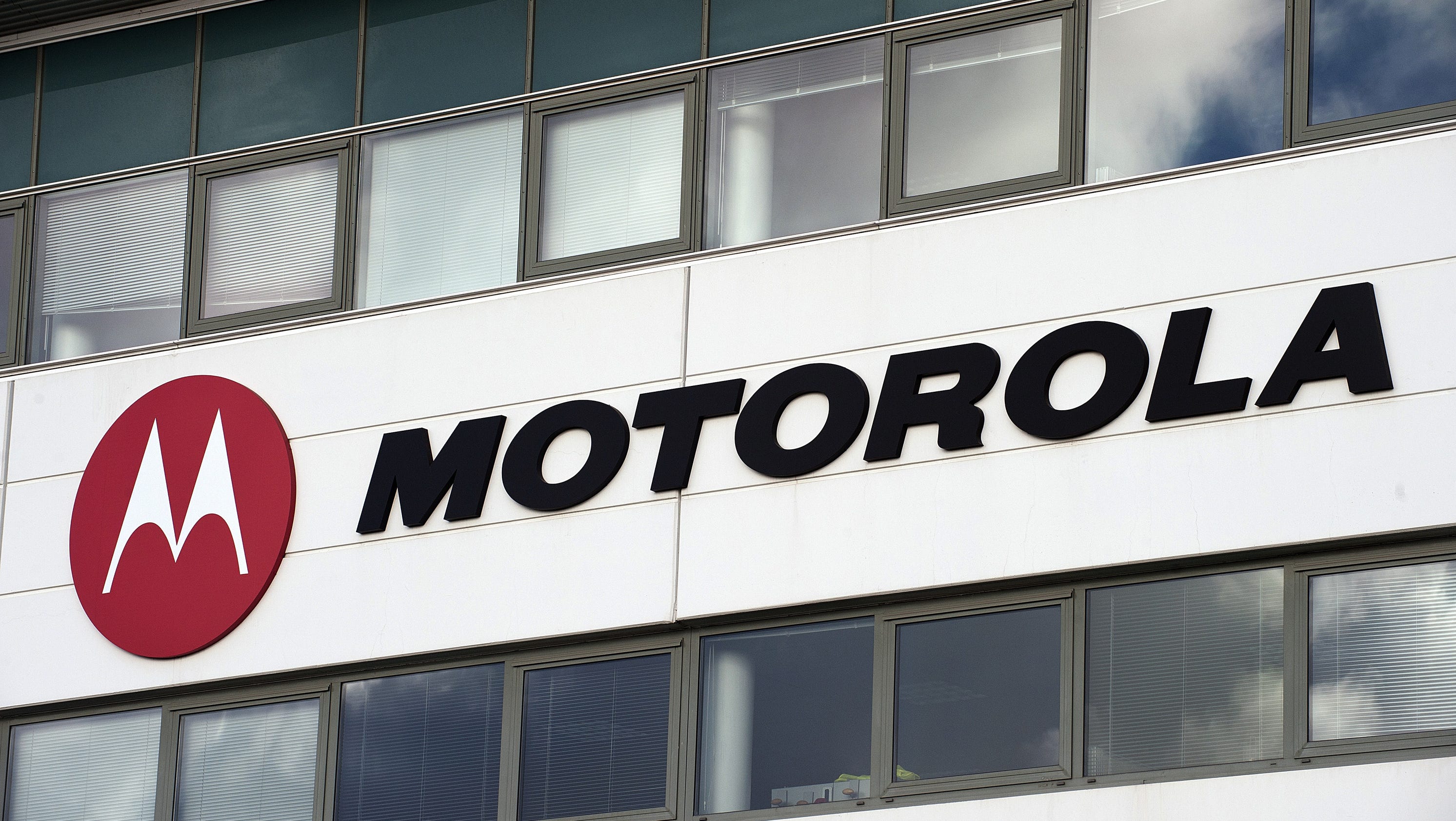 Can Motorola revolutionize the smartphone?