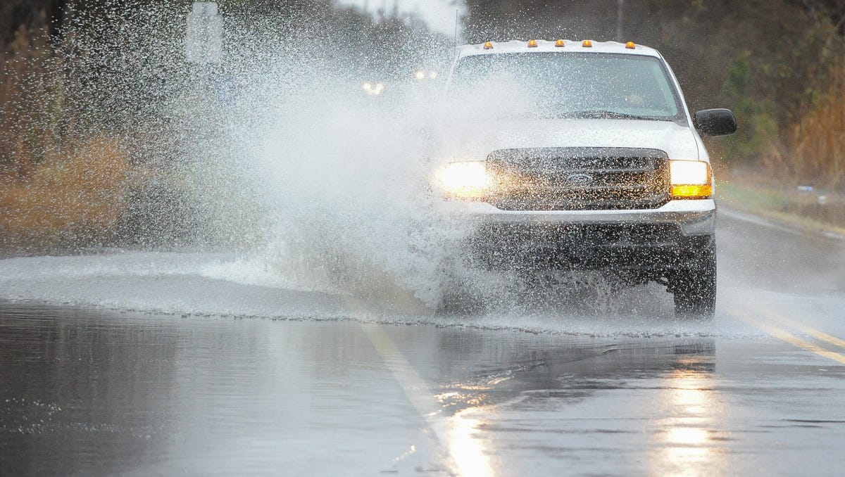 Photos Coastal storm brings flooding to Delaware