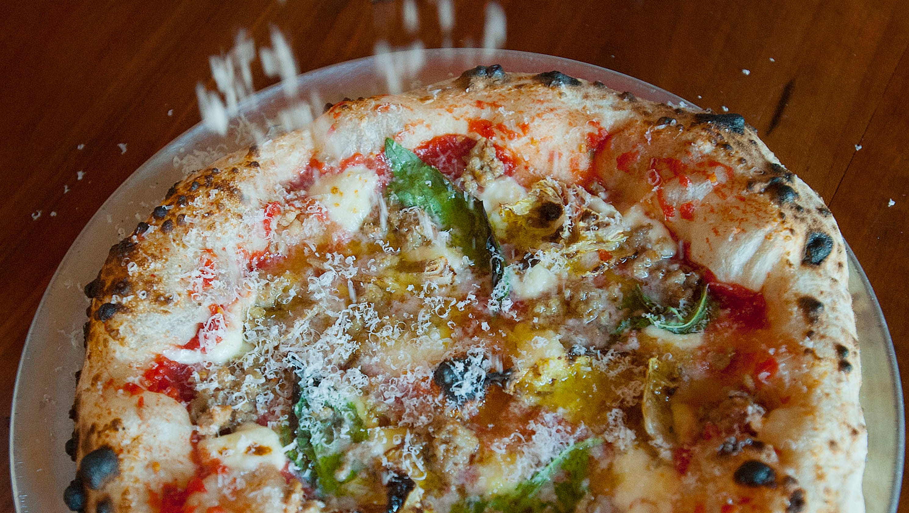 Louisville pizza restaurant Lupo makes a delicious pie Review