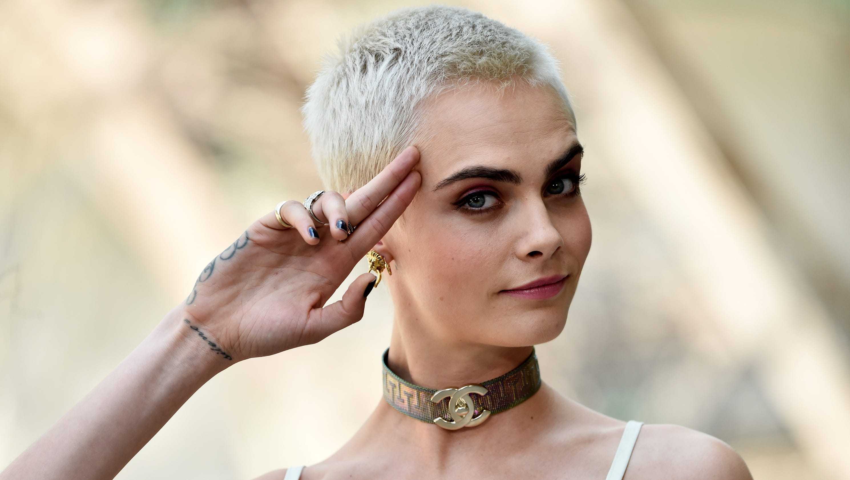 Cara Delevingne On Shaving Her Head You Dont Need Hair To Be Beautiful 