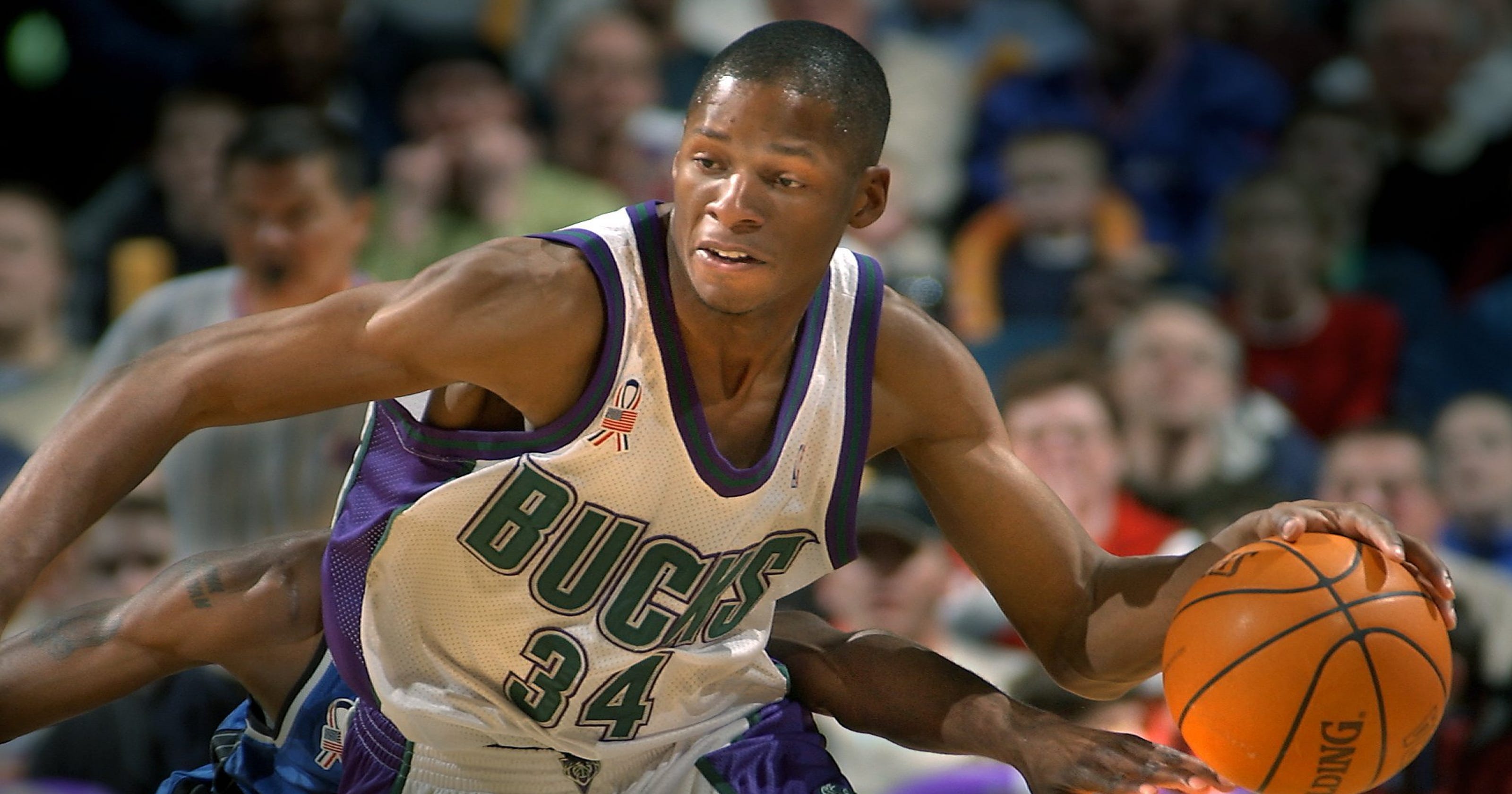 Former Bucks star Ray Allen announces retirement