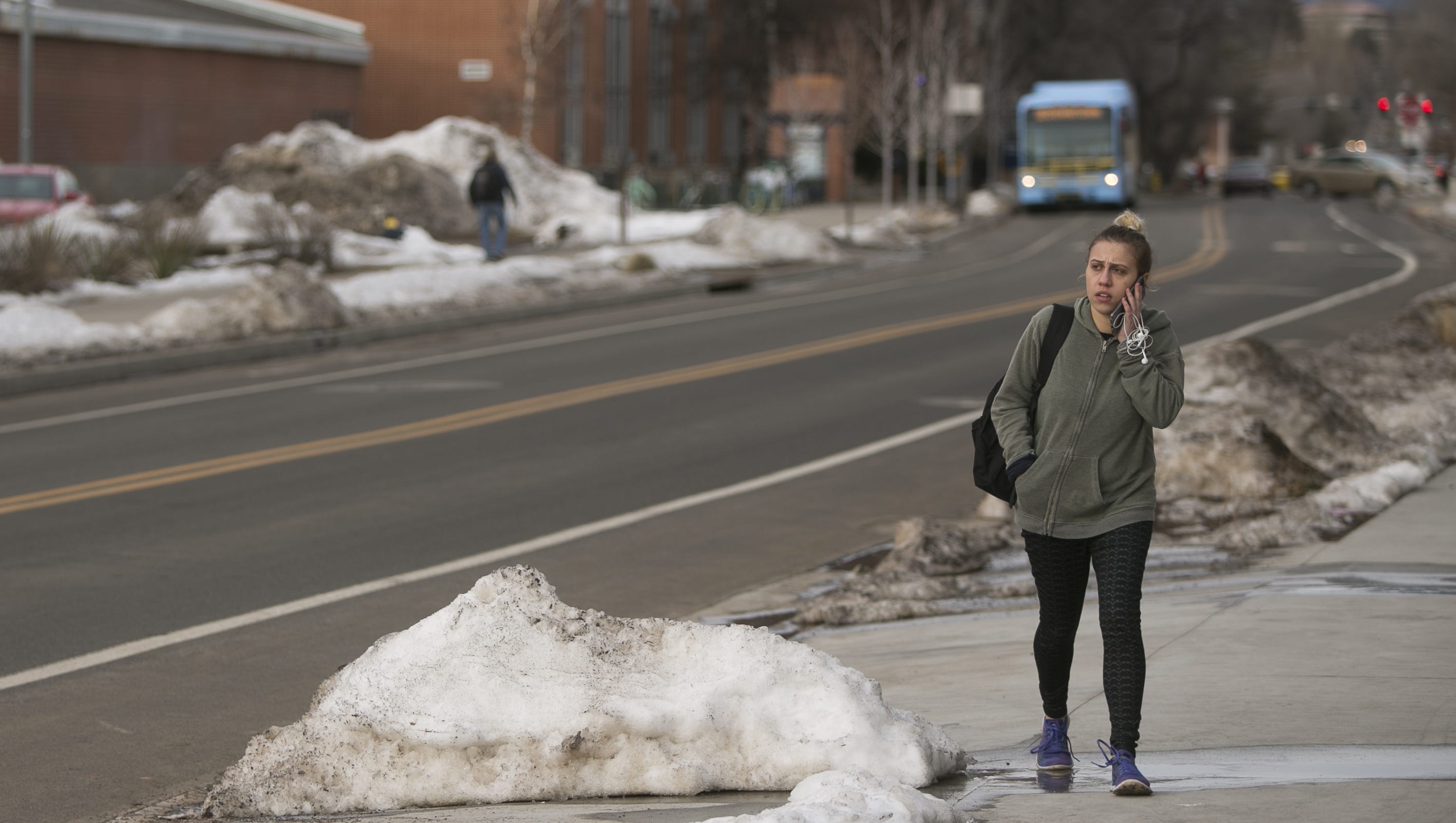 Arizona S Minimum Wage Hike Leaves 11 200 College Students Behind