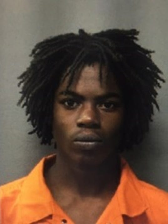 Lafayette police arrest three wanted fugitives