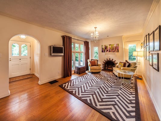 Peek Inside 1930s Home Of Scotty S Brewhouse Owner Scott
